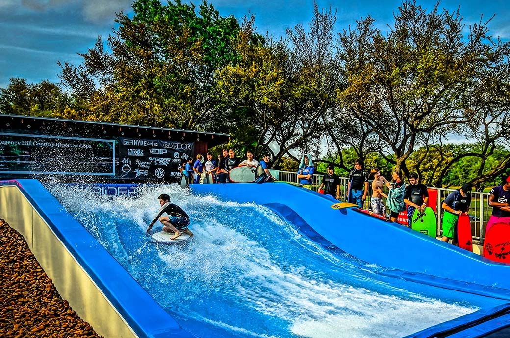 Flowrider Single Surf Machine Hyatt Hill San Antonio, USA